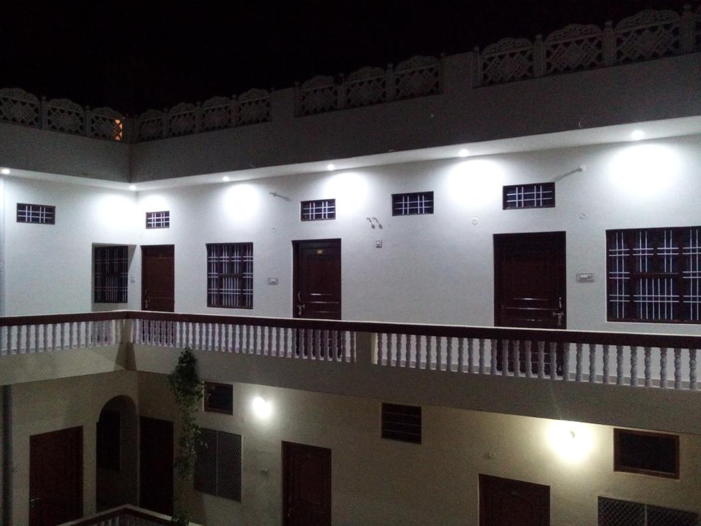 Keshav Palace Pushkar Bagian luar foto
