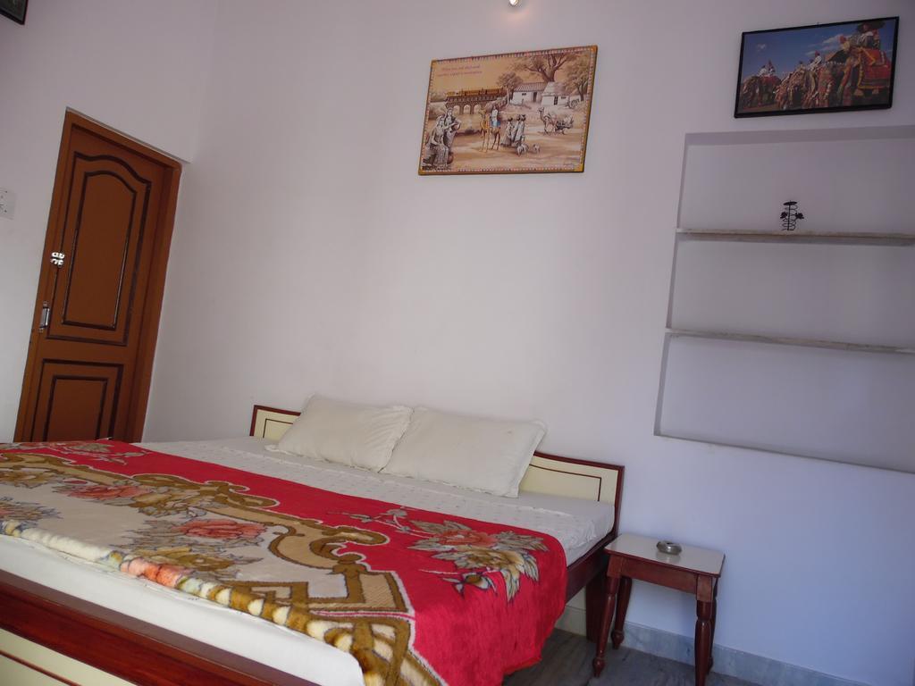 Keshav Palace Pushkar Bagian luar foto
