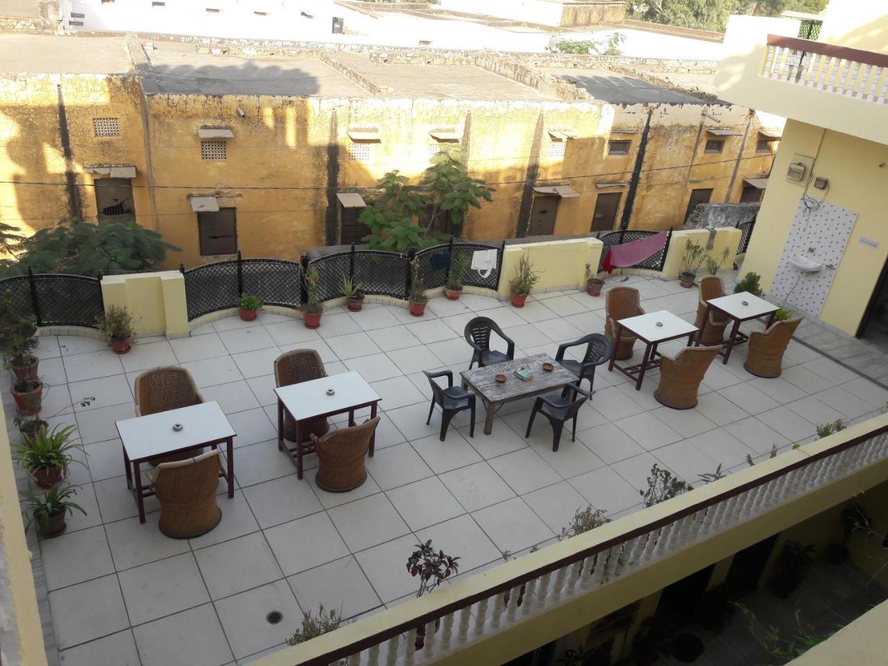 Keshav Palace Pushkar Bagian luar foto