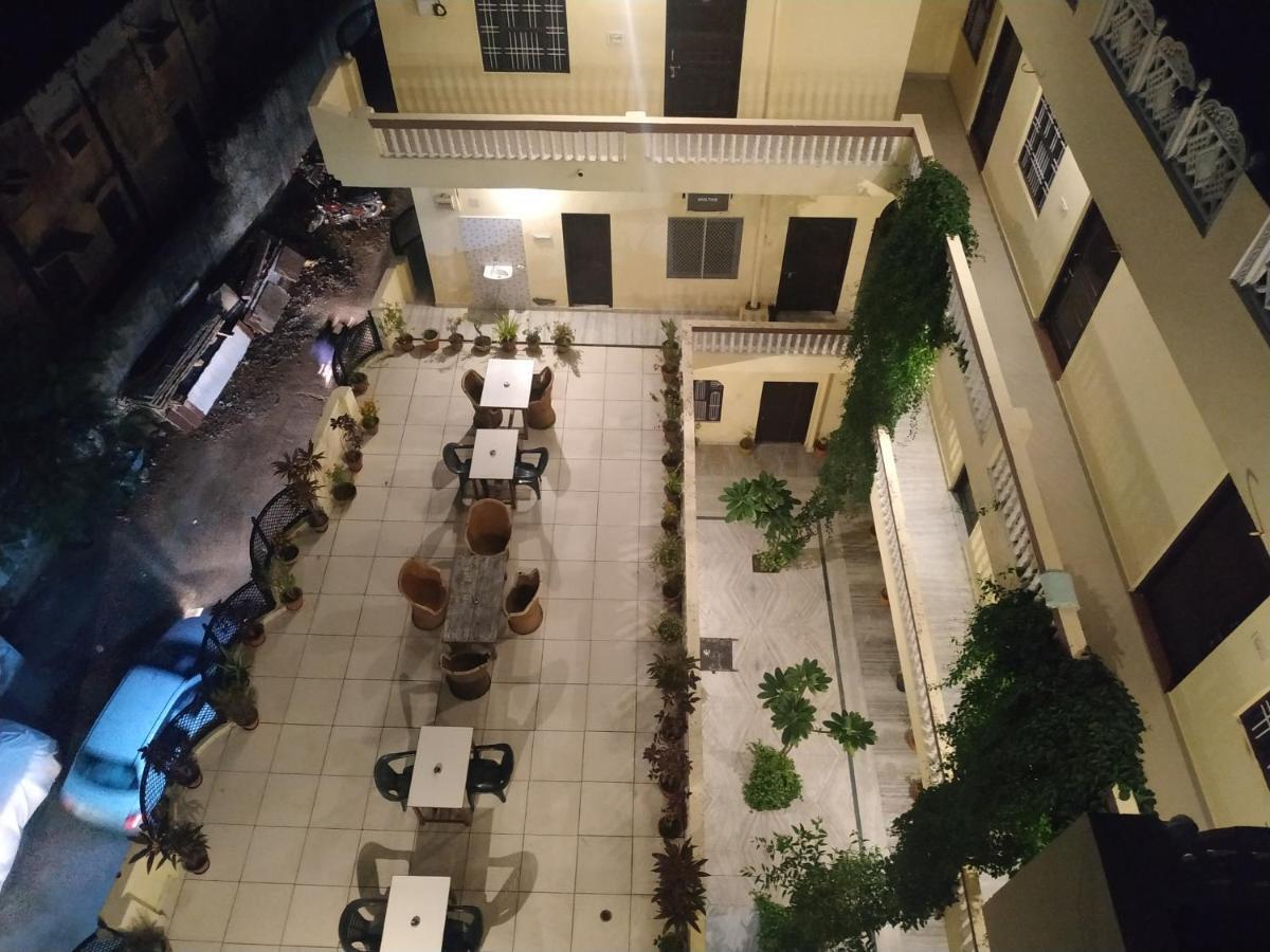 Keshav Palace Pushkar Bagian luar foto