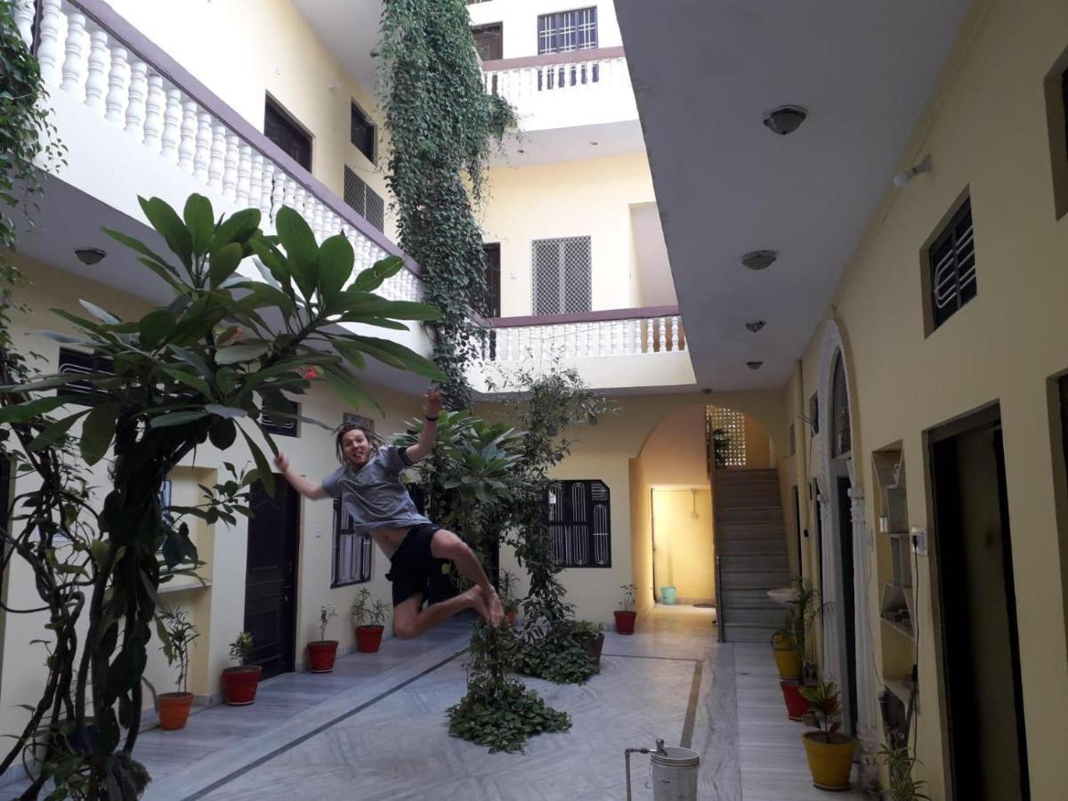 Keshav Palace Pushkar Bagian luar foto